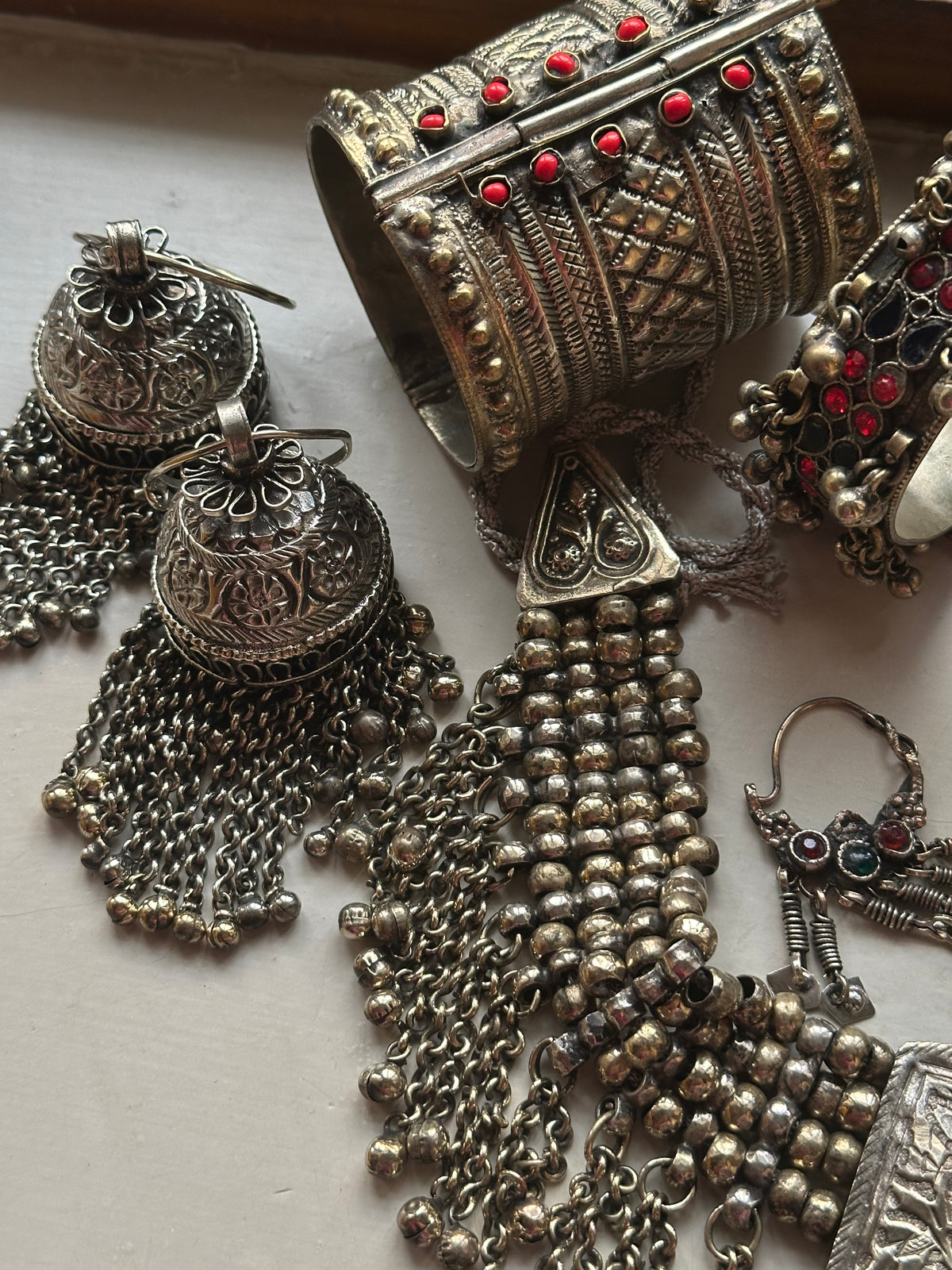 ZARAFSHAN VINTAGE HANDCUFF