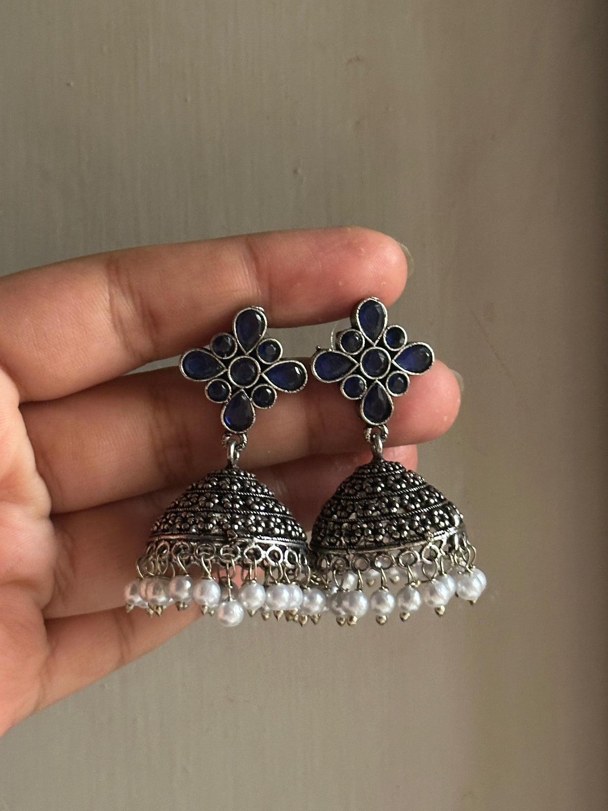 VANYAA JHUMKA [DARK BLUE STONE]