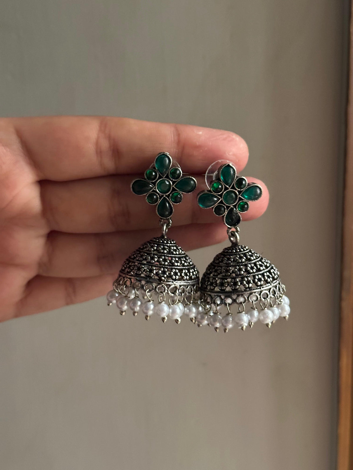VANYAA JHUMKA [DARK GREEN]