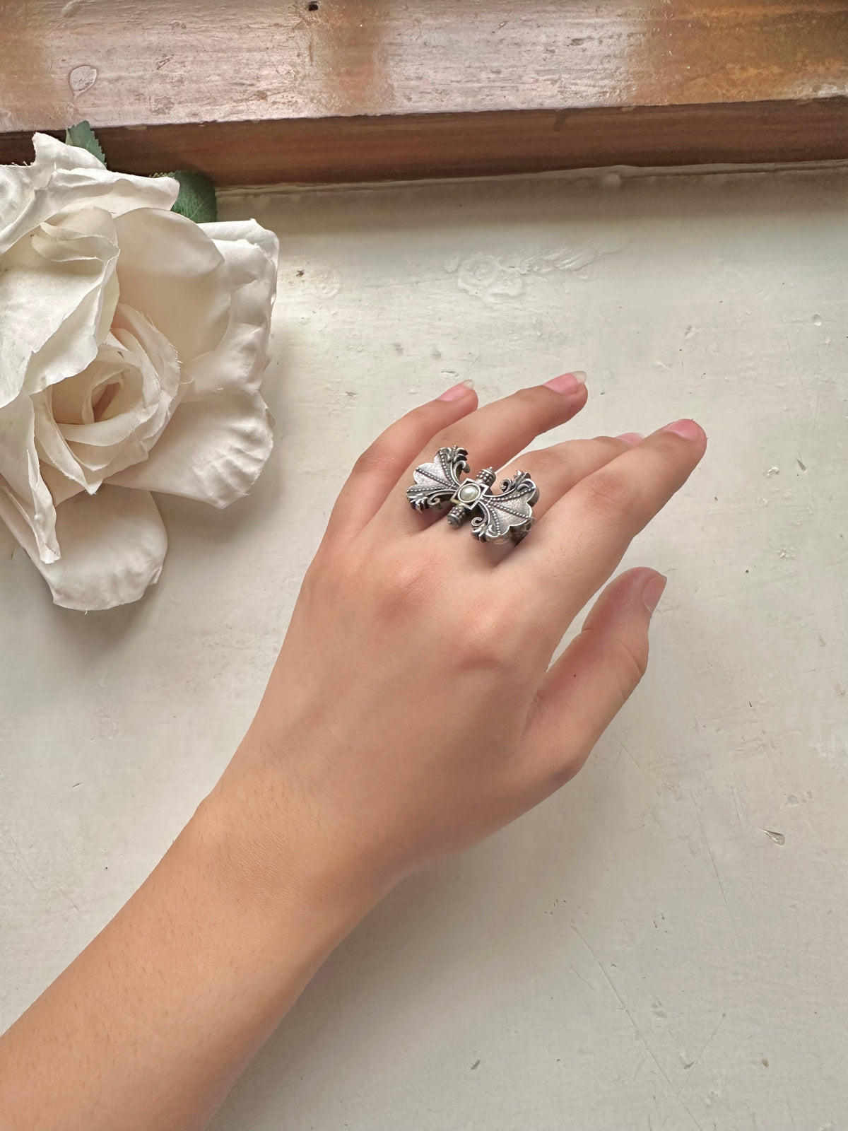 BOW RING