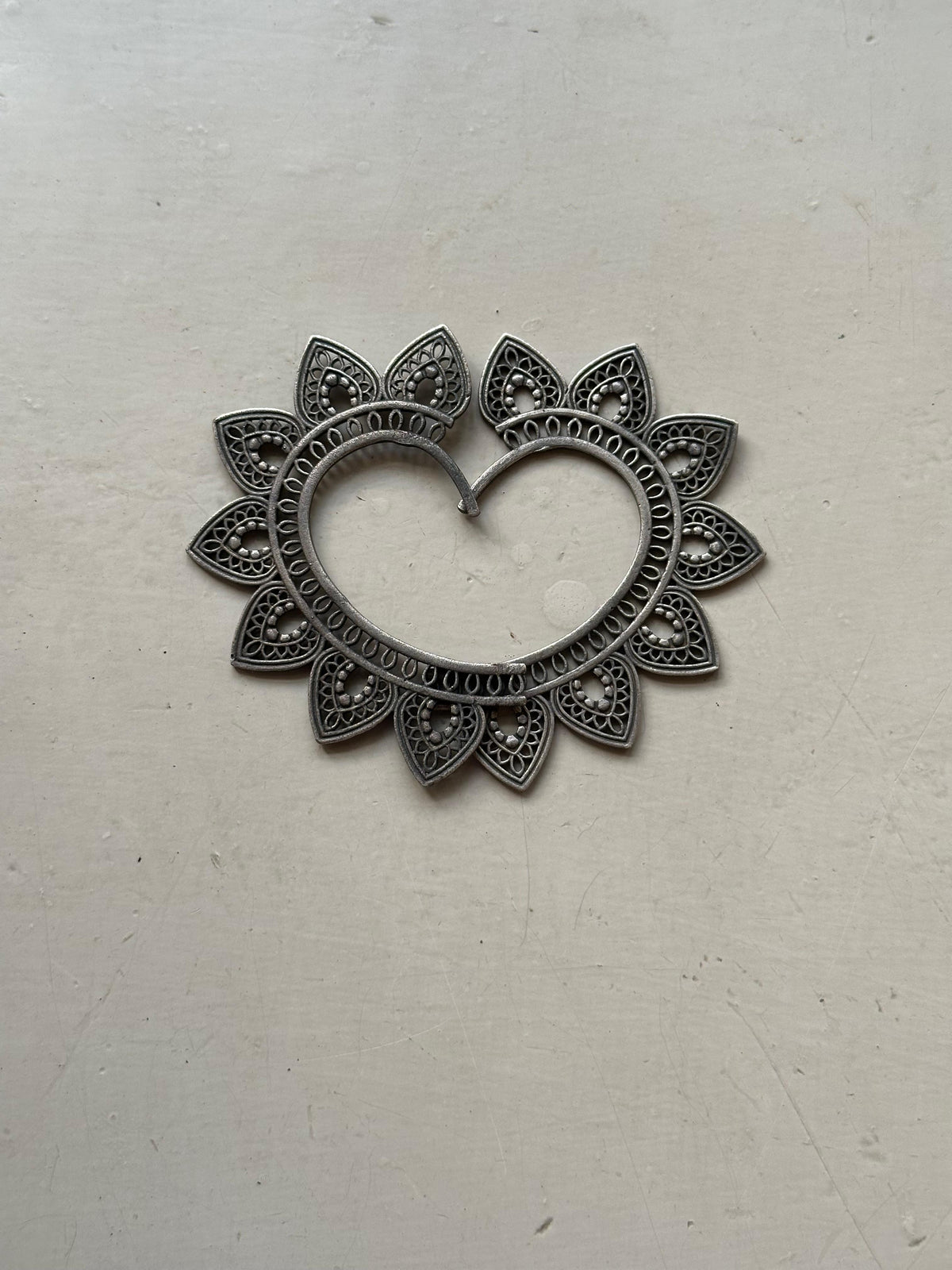 NAQSH ARAA EARCUFFS