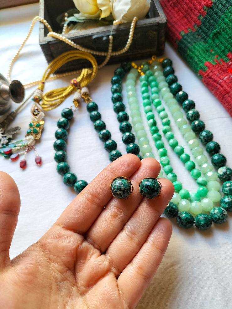 Akhdar Set (Mala, Choker and Ear studs)