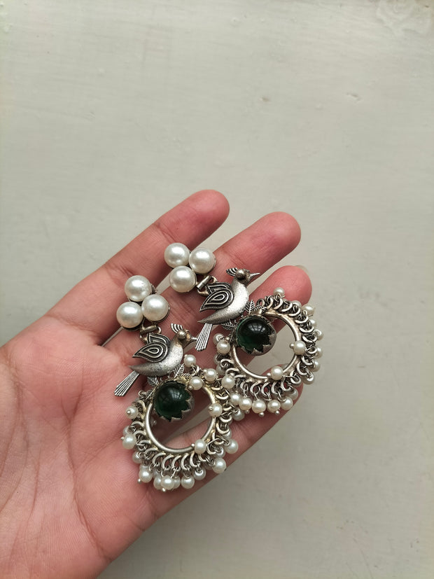 MAYURA EARRINGS (GREEN STONE)