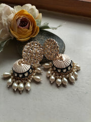 MIDNIGHT ELEGANCE EARRINGS