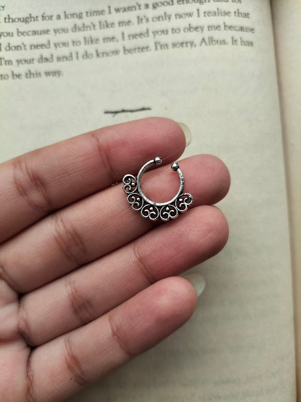 Kashish Septum ring/Nosecuff