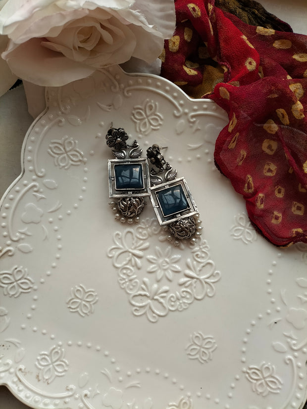 ZEBAA JHUMKA (dark blue stone)