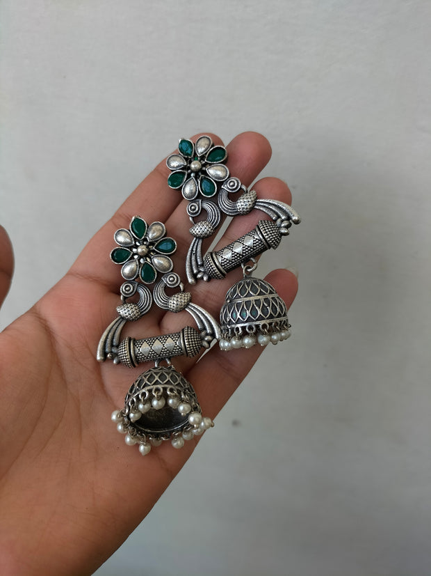 NAYRA JHUMKA (GREEN STONE)