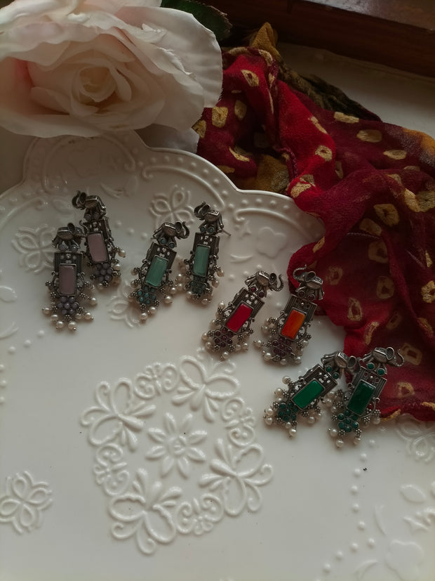 GHAZALA EARRINGS(dark red stone)