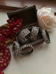 RAAZEENA HANDCUFF(multi stone)