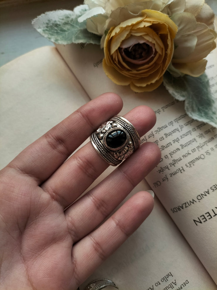 DILRUBA RINGS (BLACK STONE)