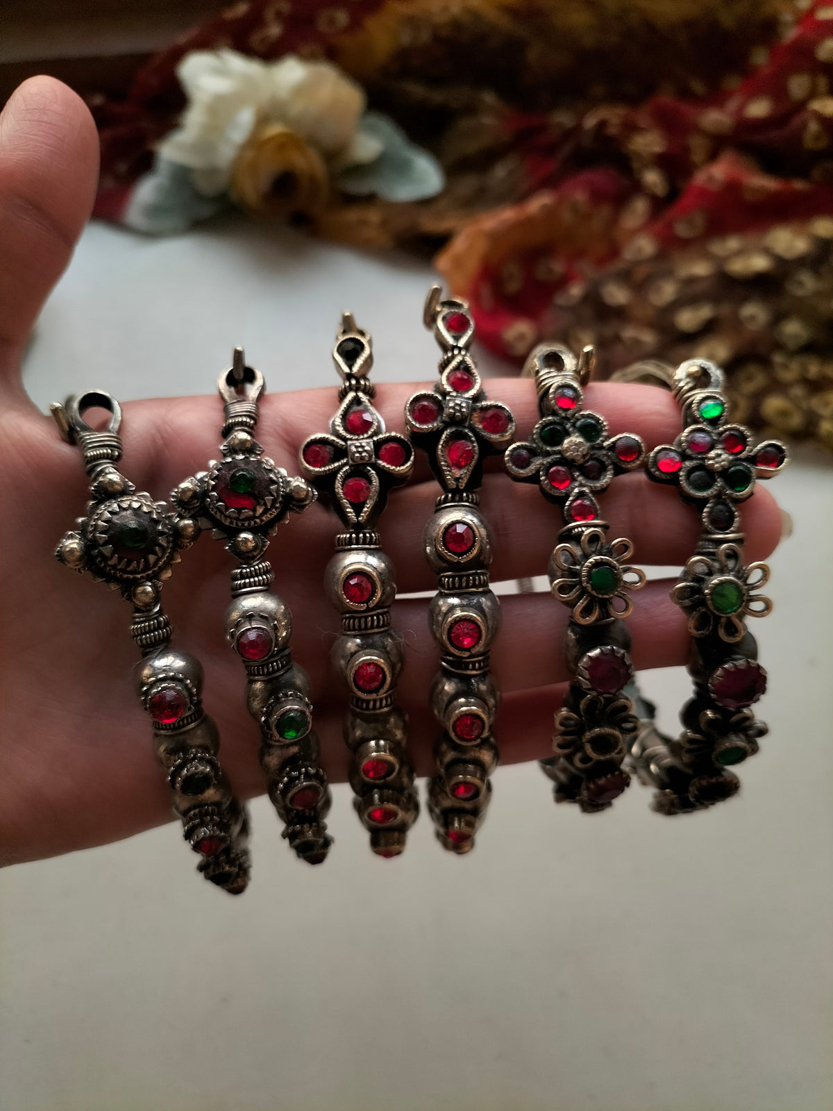 NAZNEEN VINTAGE FOOTCUFF [ EACH]