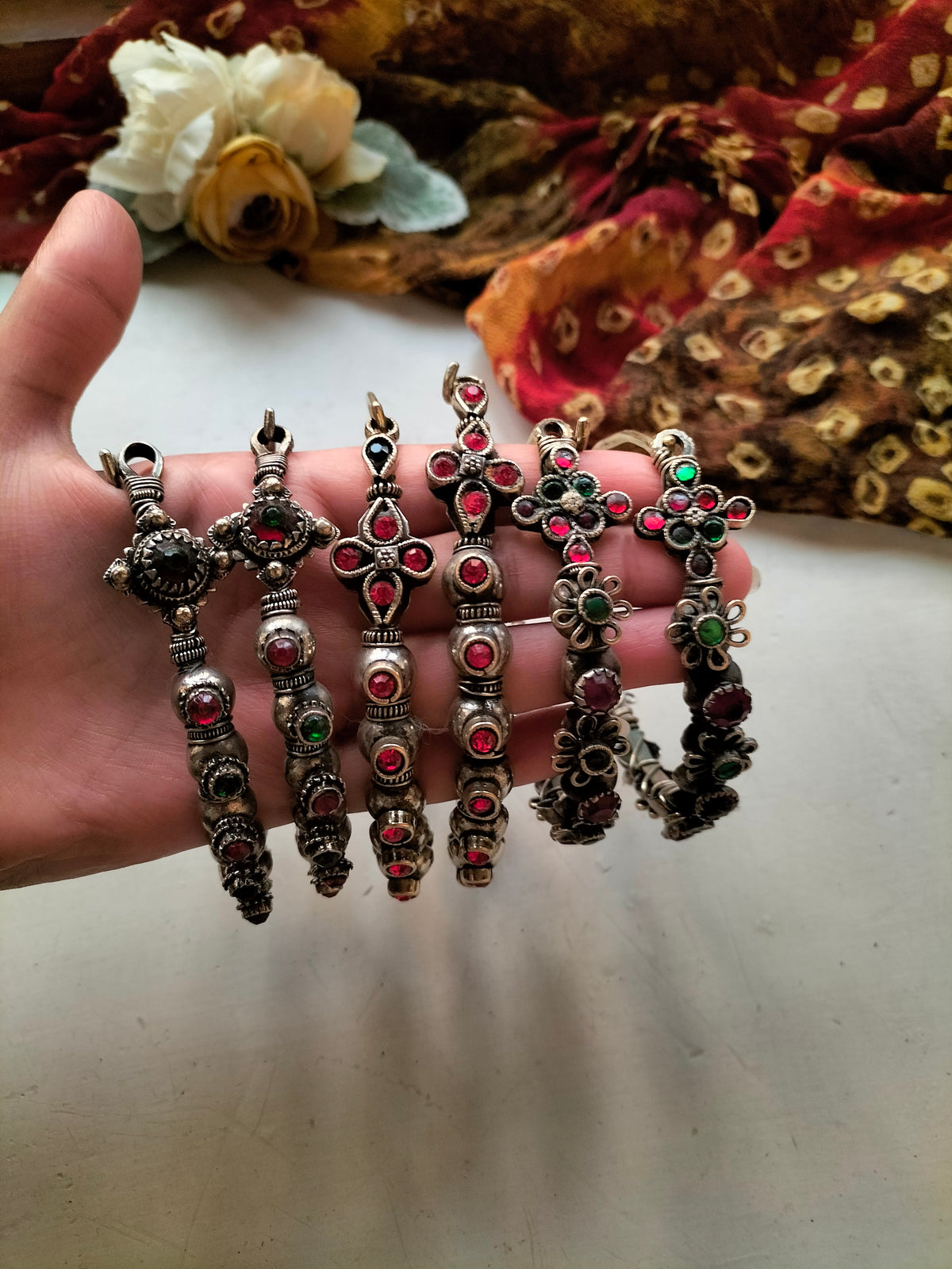 NAZNEEN VINTAGE FOOTCUFF [EACH]