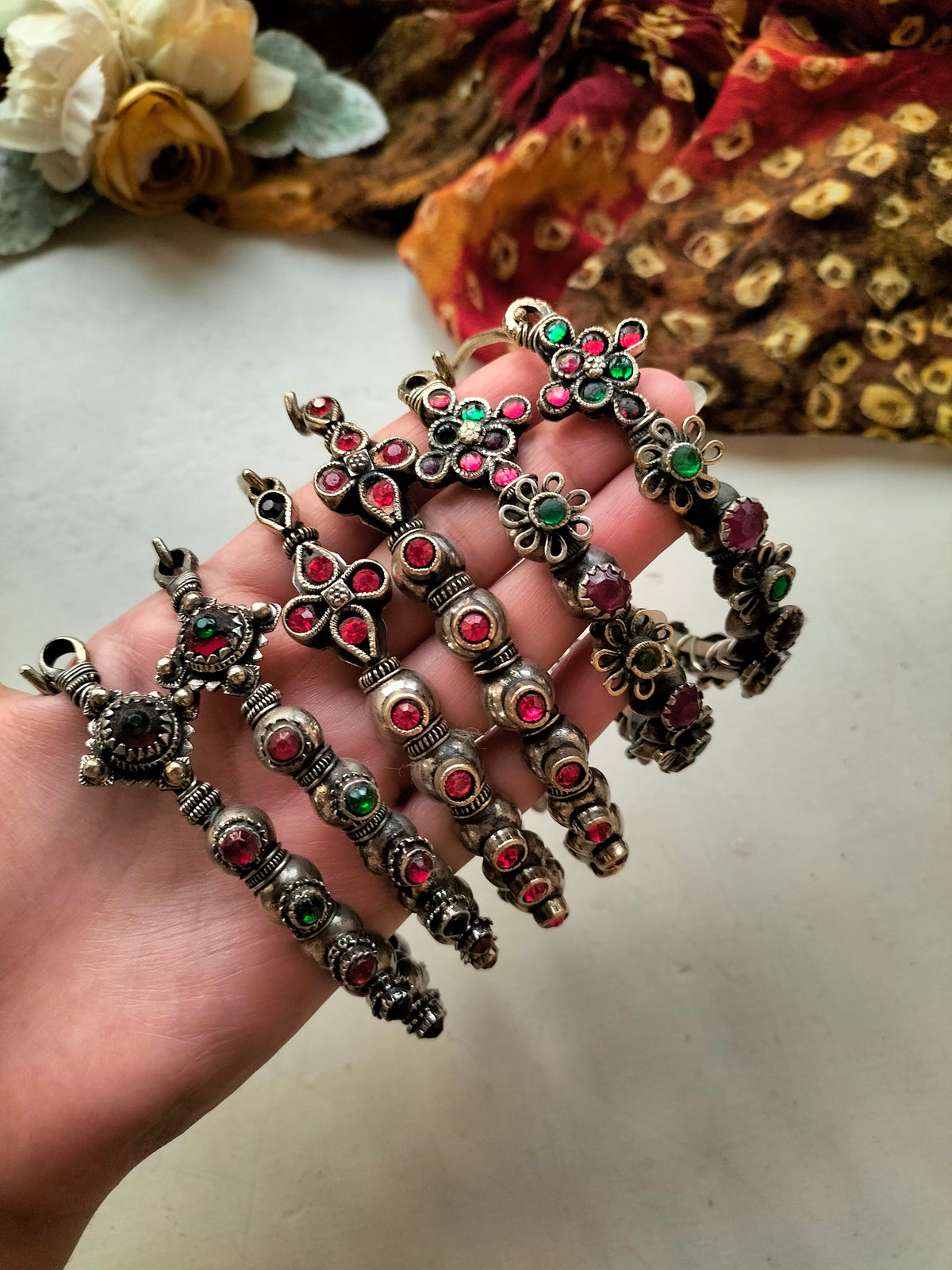 NAZNEEN VINTAGE FOOTCUFF [ EACH]