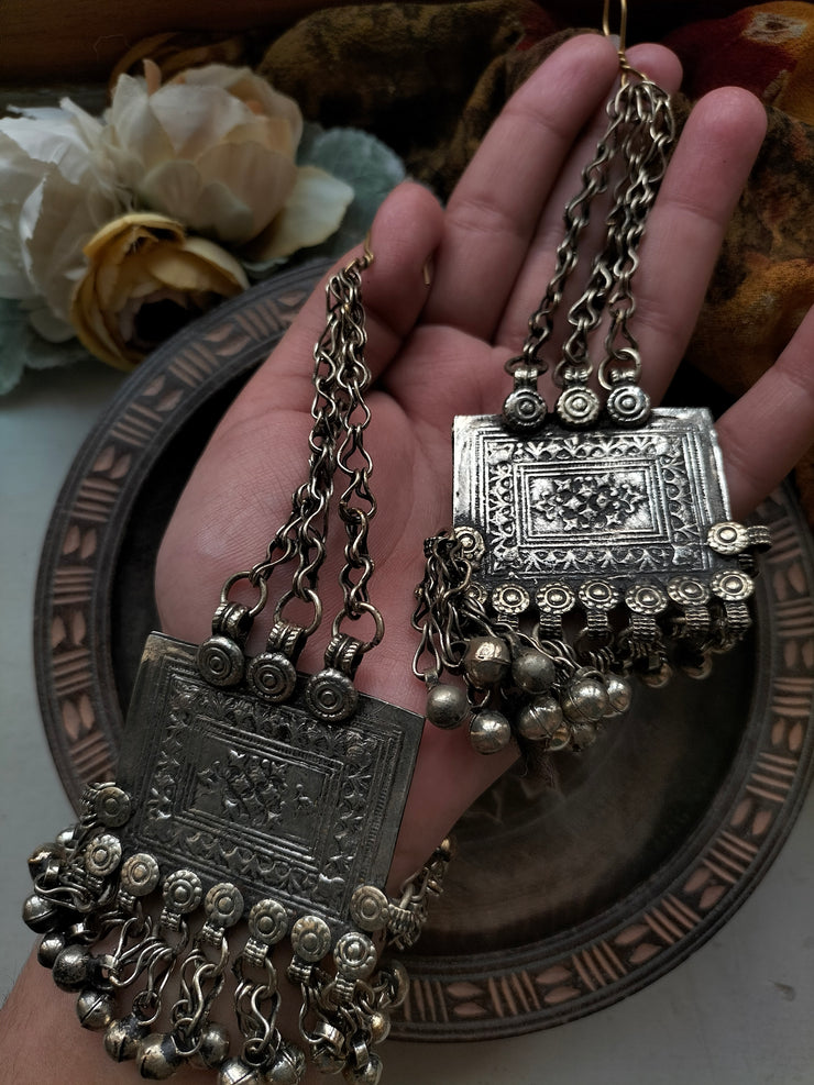 VINTAGE CUBE EARRINGS