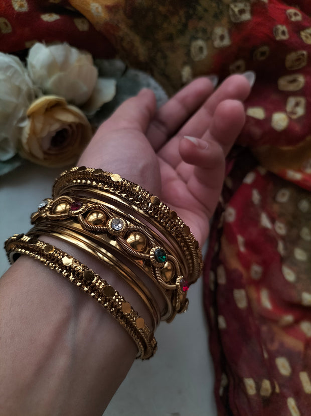 GOLDEN GRACE BANGLES