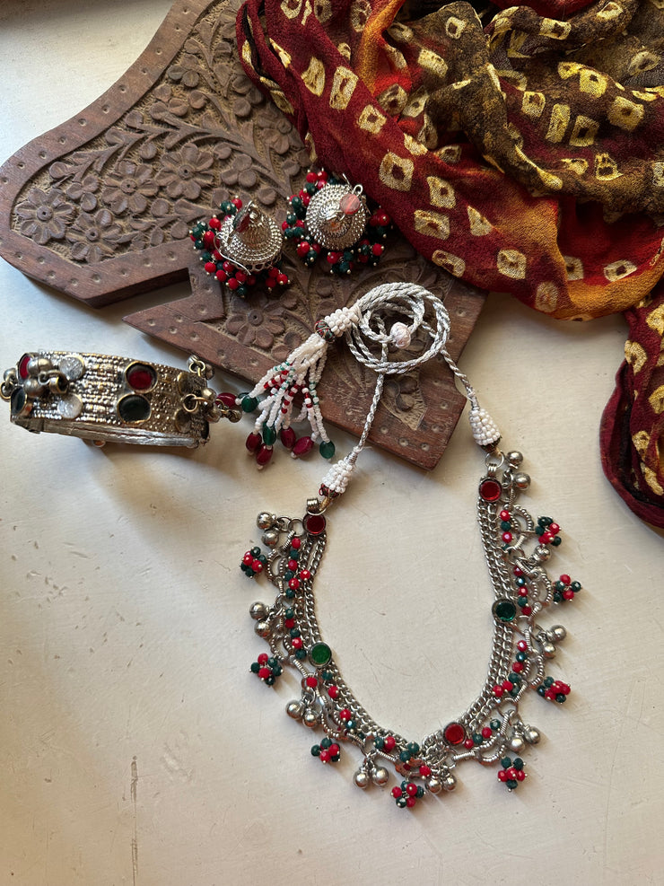 ZUNAIRA  VINTAGE  SET [includes choker, jhumka pair and handcuff]
