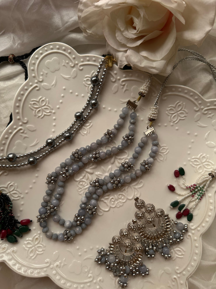 JAWERIYA CHOKER AND MALA SET[ Includes a mala , a choker and earrings]