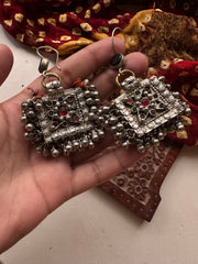 CHOKOR VINTAGE EARRINGS
