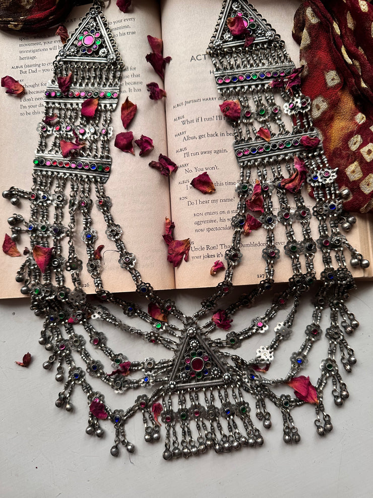 ZARGHONA VINTAGE NECKPIECE