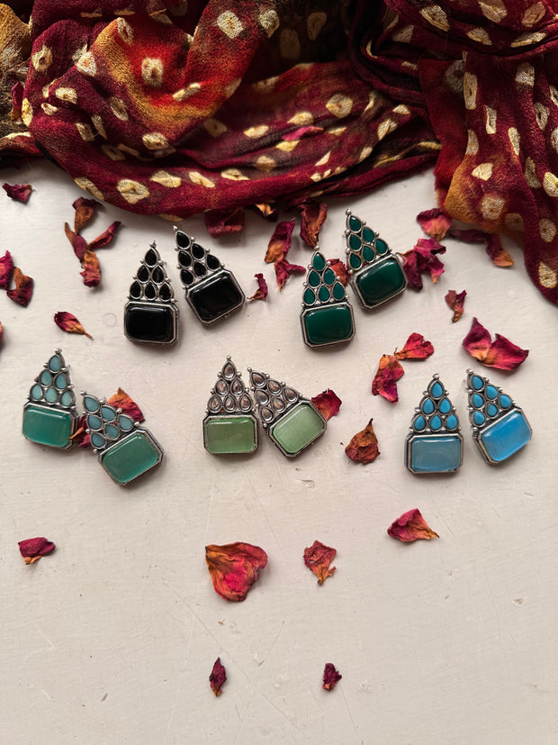 SHAZRAA EARSTUDS [ ICE BLUE]