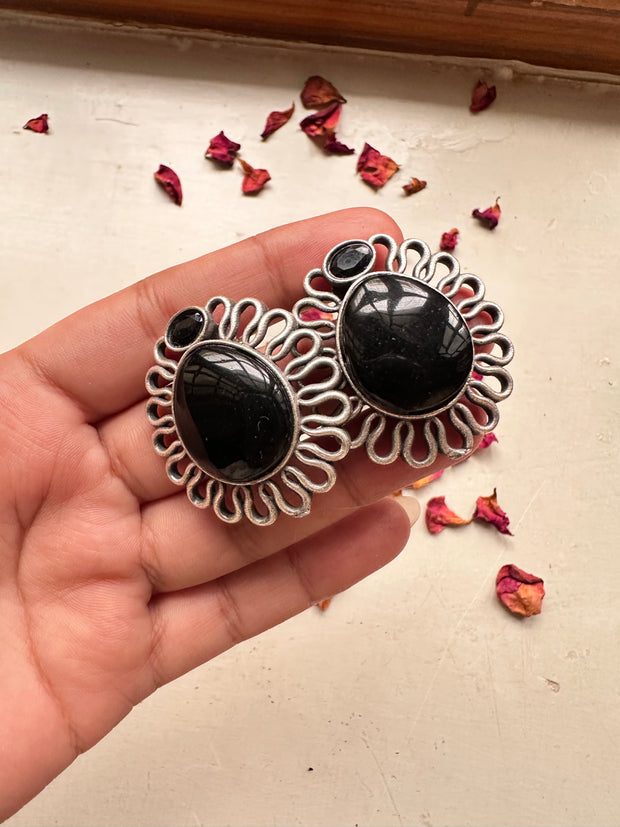 FARTASHIA EARSTUDS [BLACK]