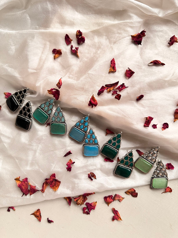 SHAZRAA EARSTUDS [MINT GREEN]