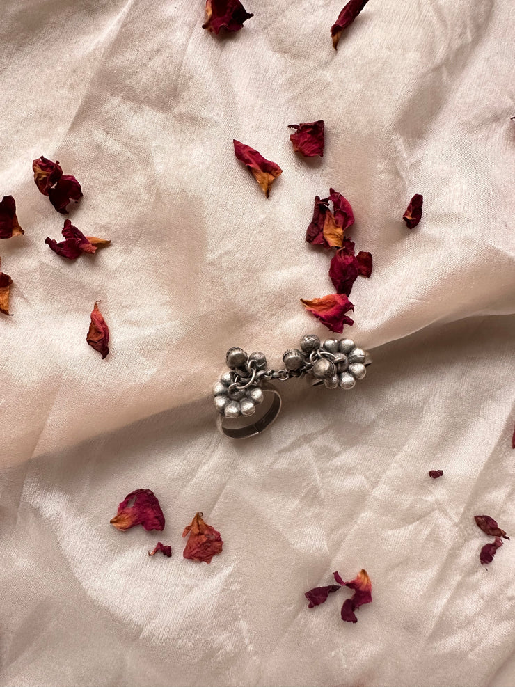 FARNAAZ RING