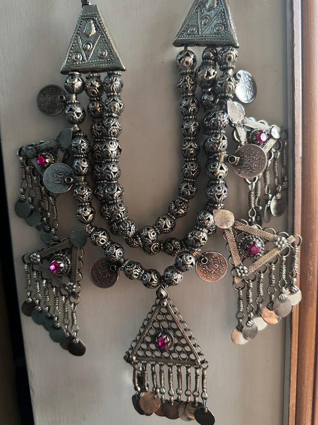 PARIINAAZ VINTAGE HAAR