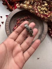 NAFEESA VINTAGE RING [CARVED]