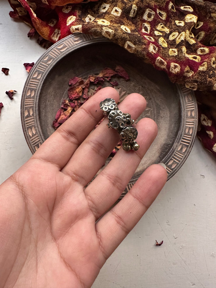 NAFEESA VINTAGE RING [CARVED]