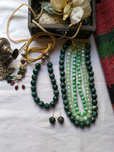 Akhdar Set (Mala, Choker and Ear studs)