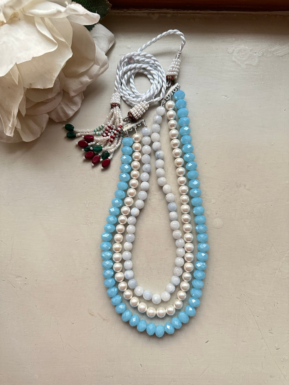 JALPARII MALA [SHELL PEARLS AND SEMI PRECIOUS STONES ]