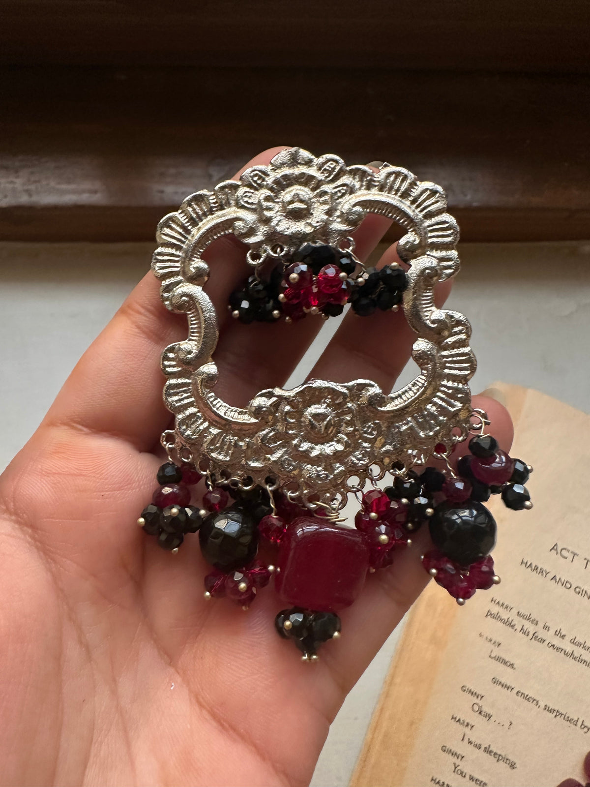 DEEP RED AND BLACK ELEGANCE EARRINGS