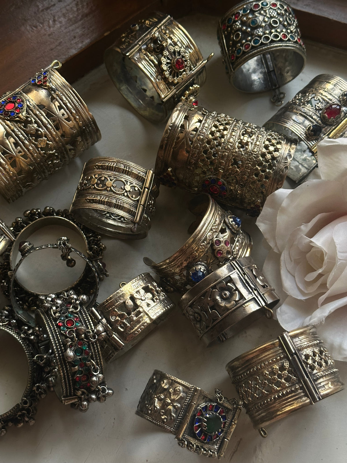 NOORZAIB VINTAGE HANDCUFF [ONE HANDCUFF]