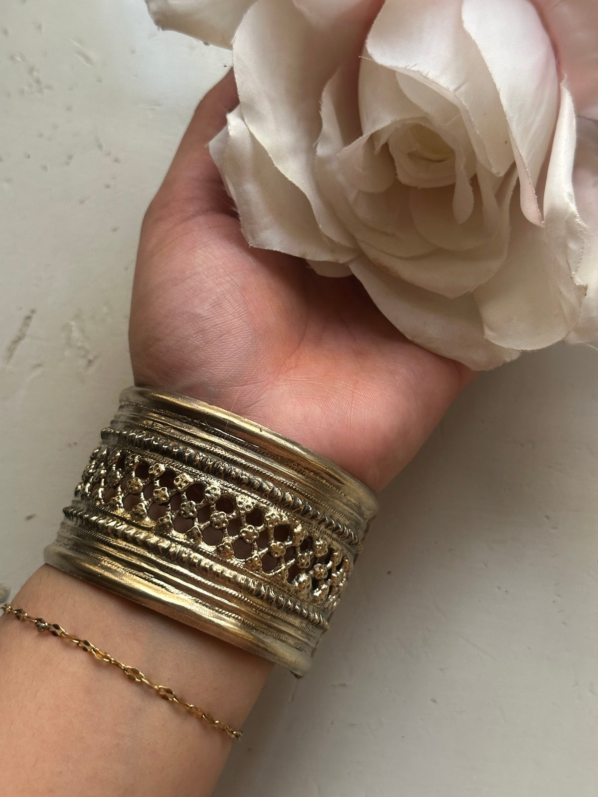 NOORZAIB VINTAGE HANDCUFF [ONE HANDCUFF]