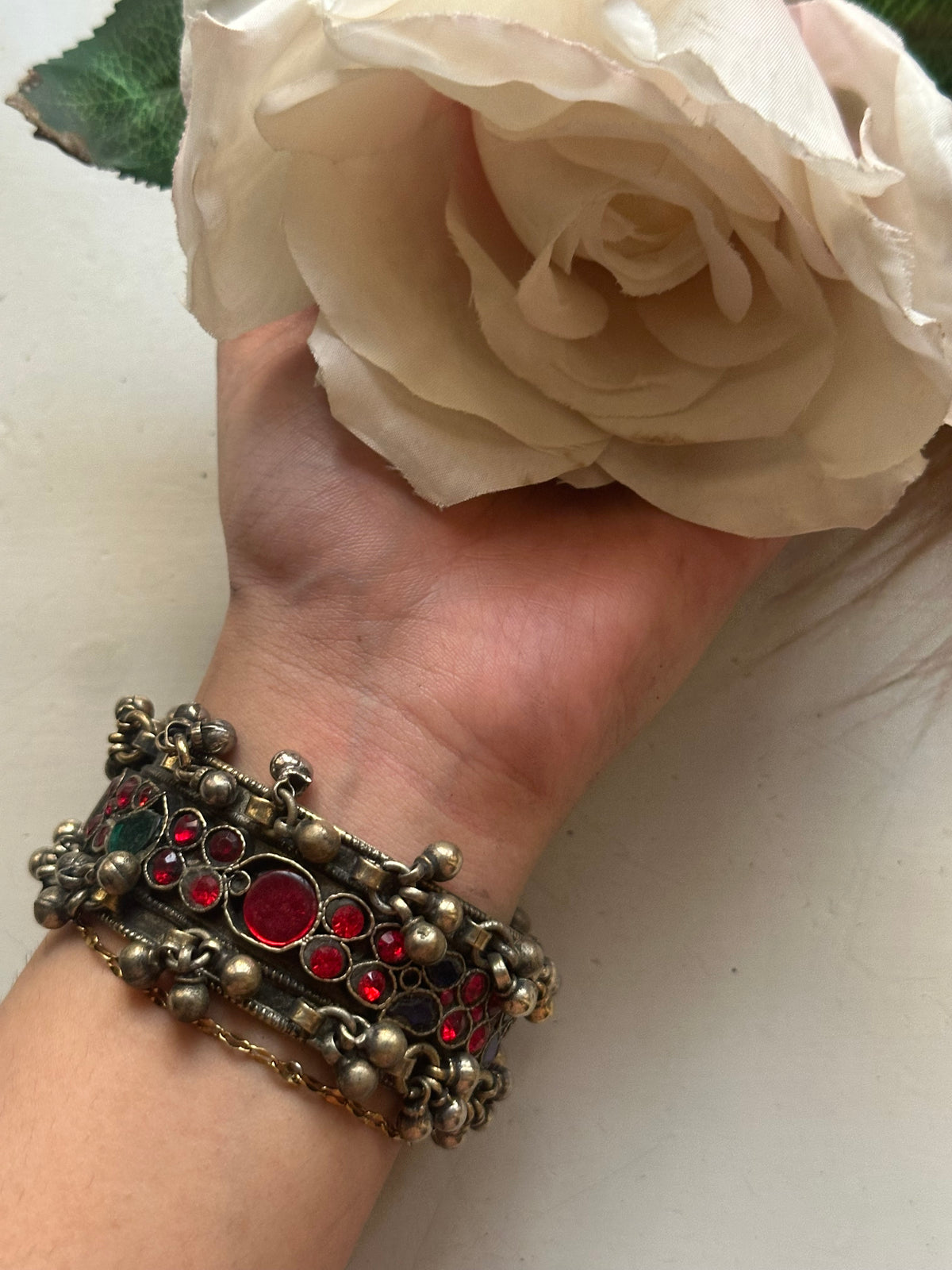 LAALZARAY VINTAGE HANDCUFF [ONE HANDCUFF]