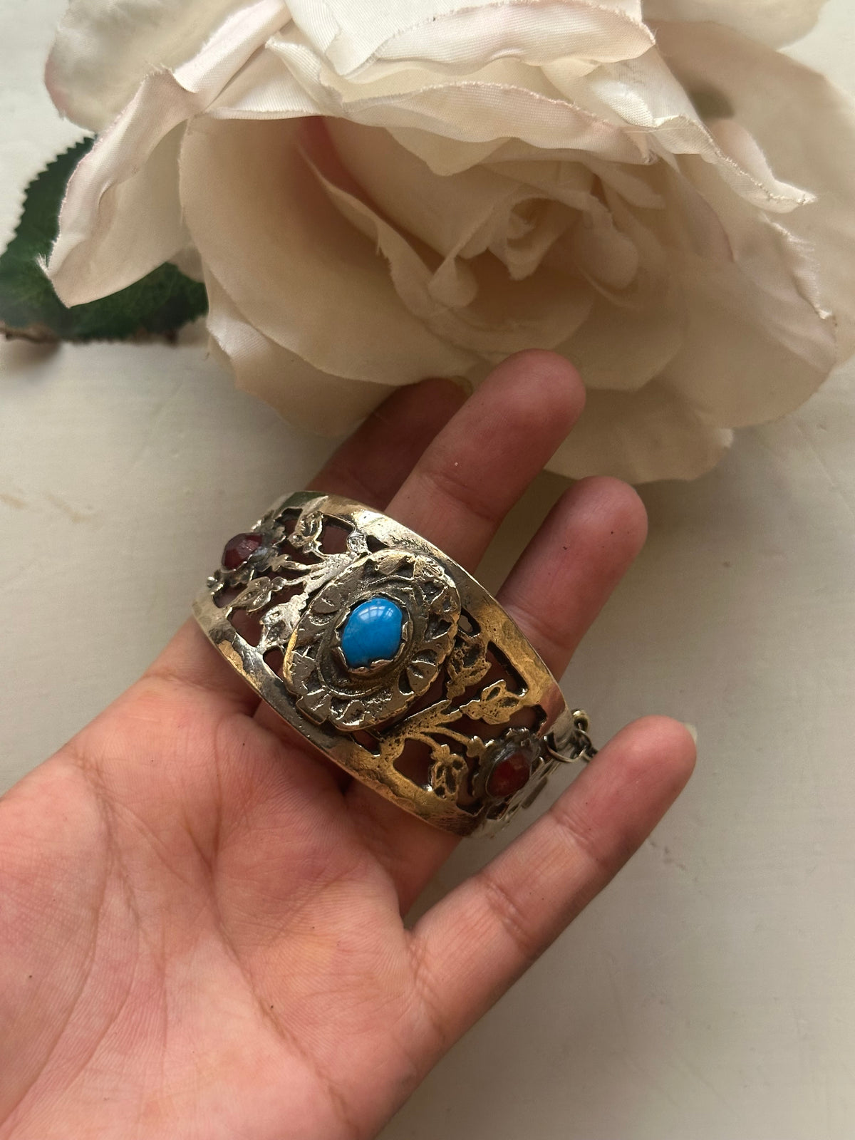 FEEROZAY VINTAGE HANDCUFF [ONE HANDCUFF]