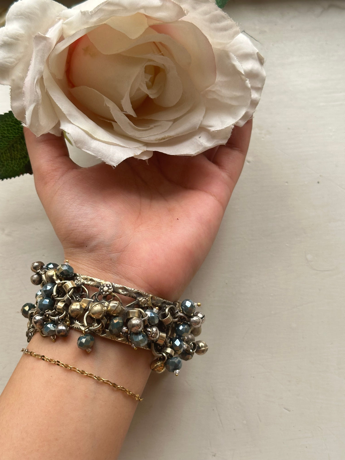 MEHERGUL VINTAGE HANDCUFF[ONE HANDCUFF]