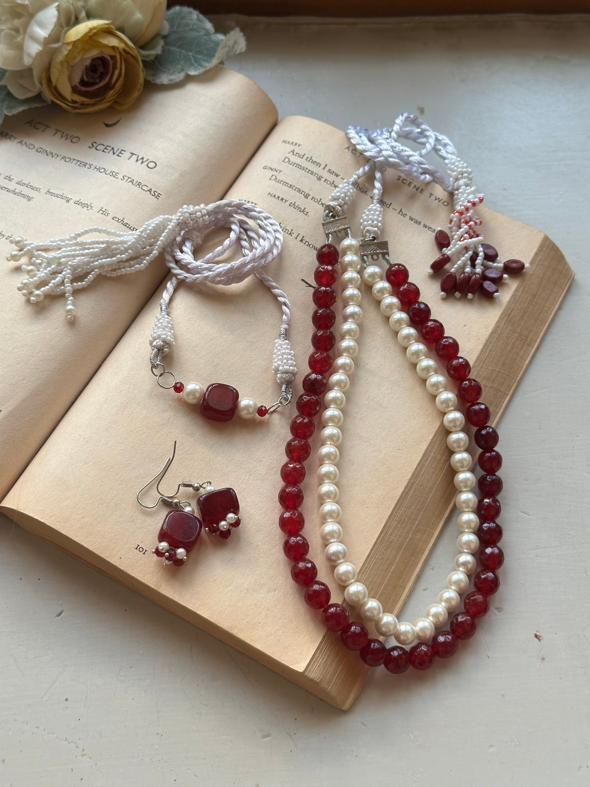 FAUZIA SET [INCLUDES CHOKER,  EARRINGS AND MALA]