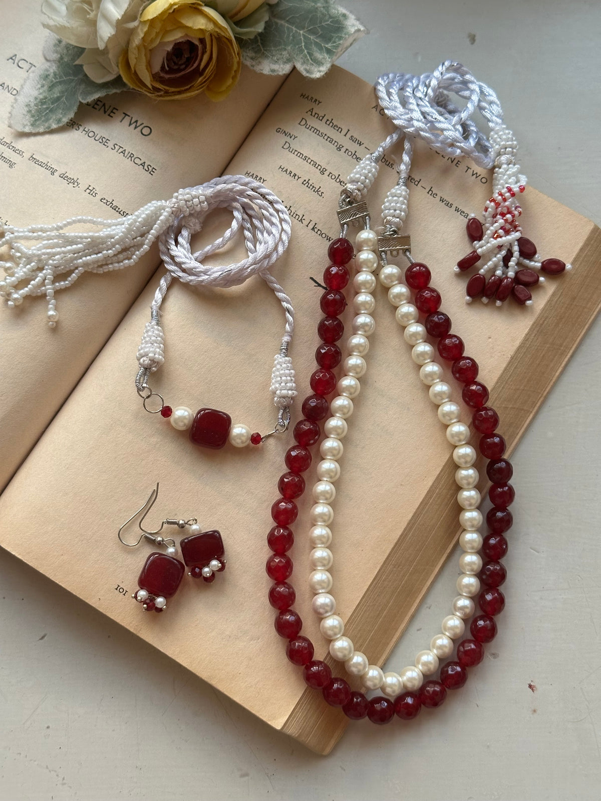 FAUZIA SET [INCLUDES CHOKER,  EARRINGS AND MALA]