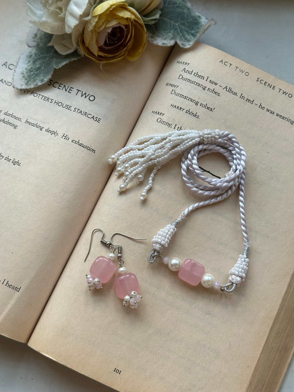 GULABI PARI CHOKER SET [CHOKER WITH EARRINGS]
