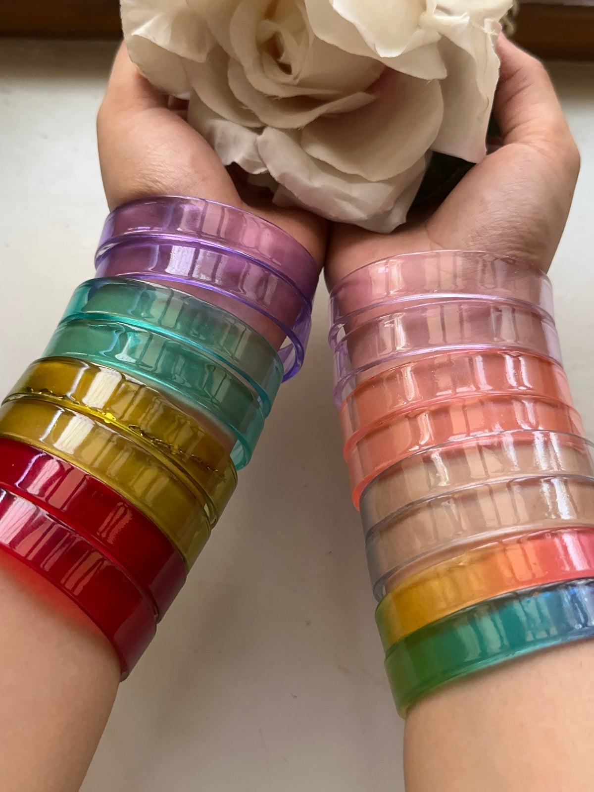 PARISAA BANGLES [LIGHT GREEN]  [PAIR] [2.6]