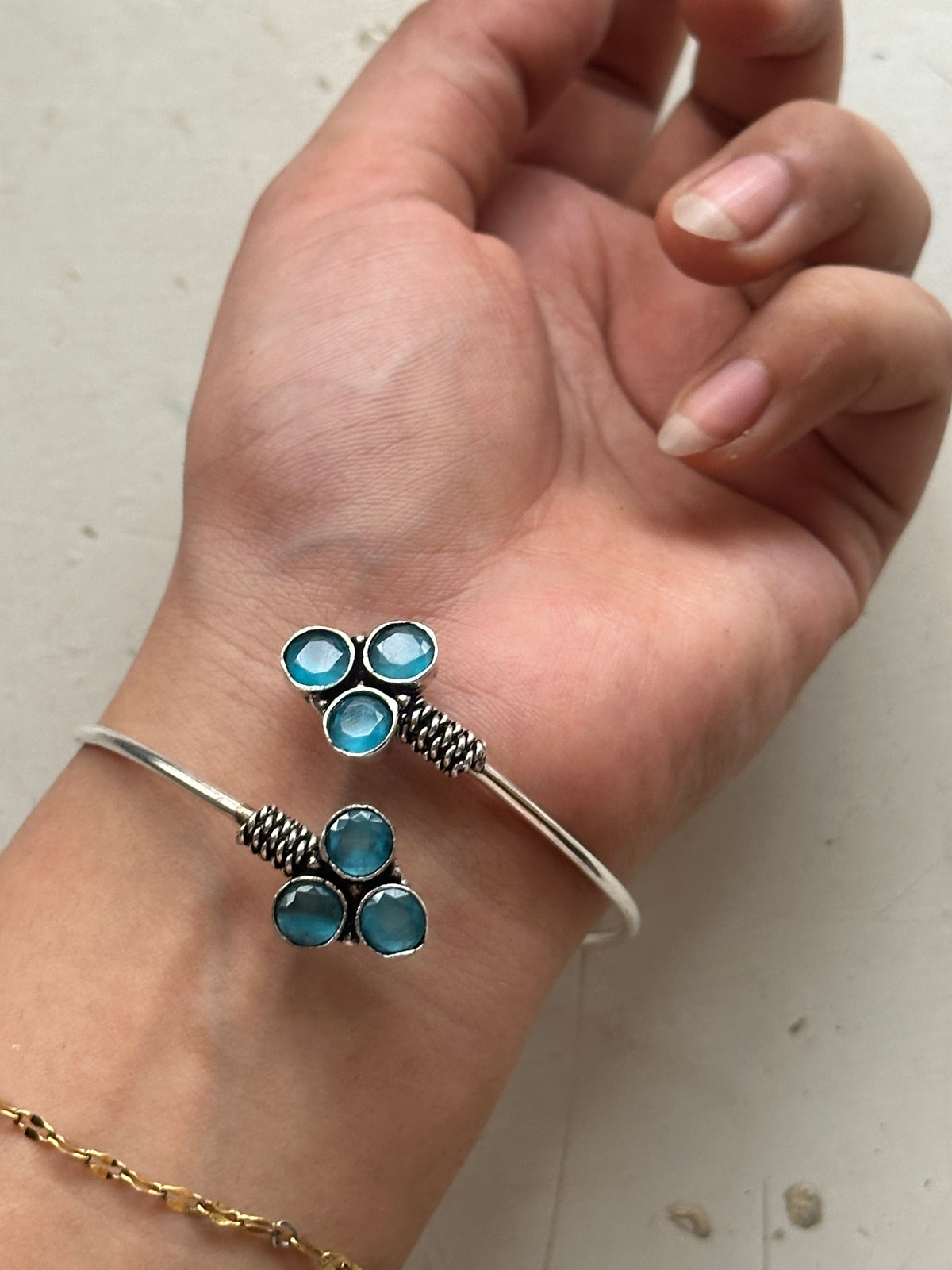 GULANDAAM HANDCUFF [ICE BLUE STONES]