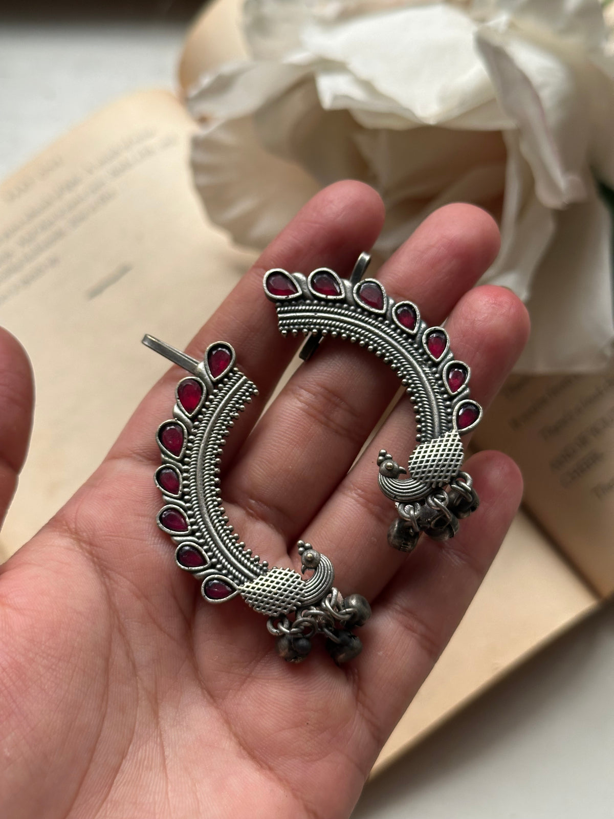 NUREESHA EARCUFFS [RED STONES]