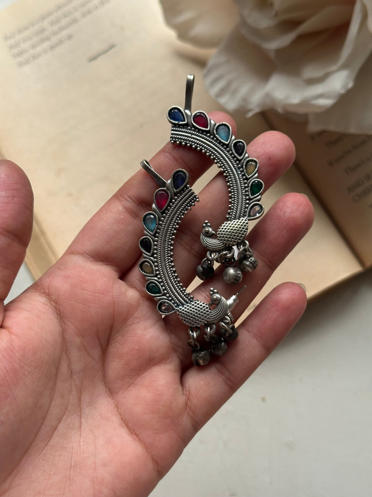 NUREESHA EARCUFFS [MULTI STONES]