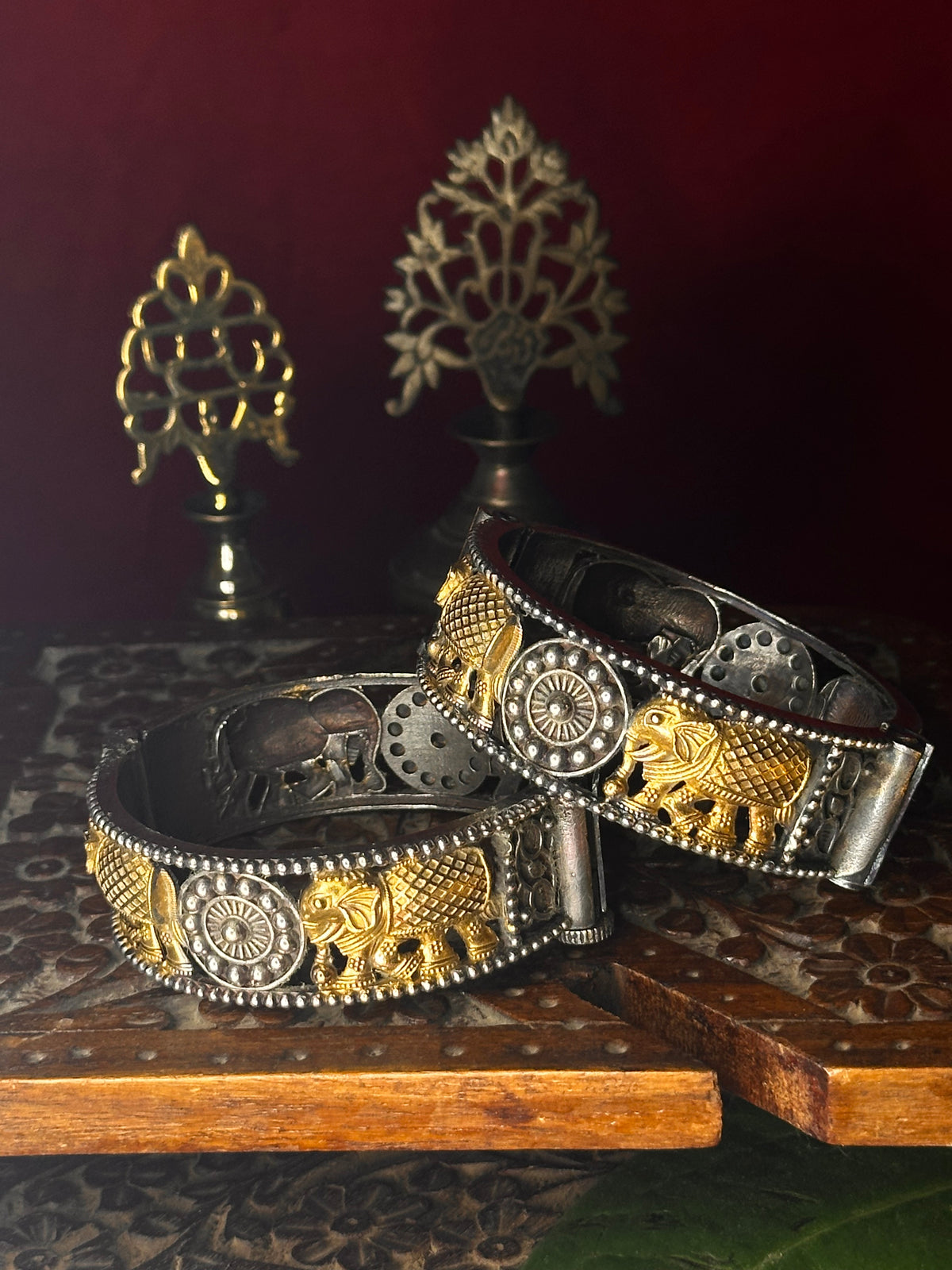 MAH AFREEN HANDCUFF [ONE HANDCUFF]
