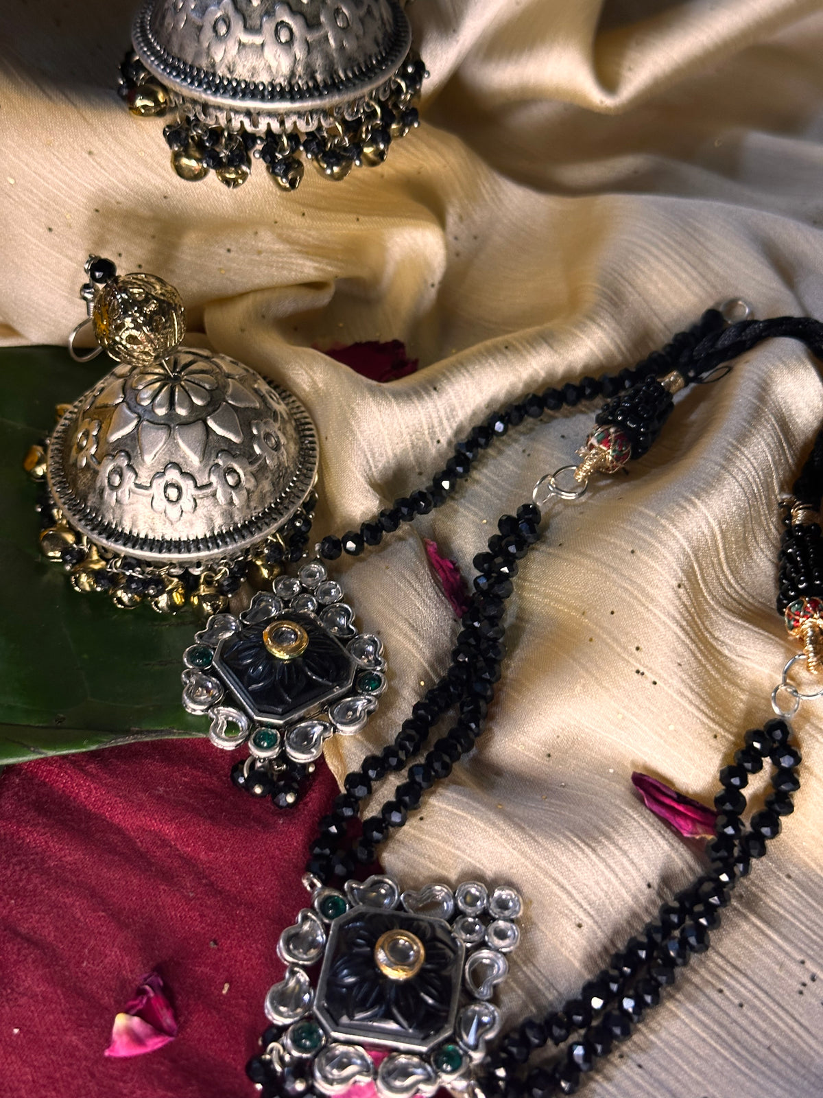 MAHROSH JHUMKA SET [JHUMKA WITH CHOKER AND TEEKA]