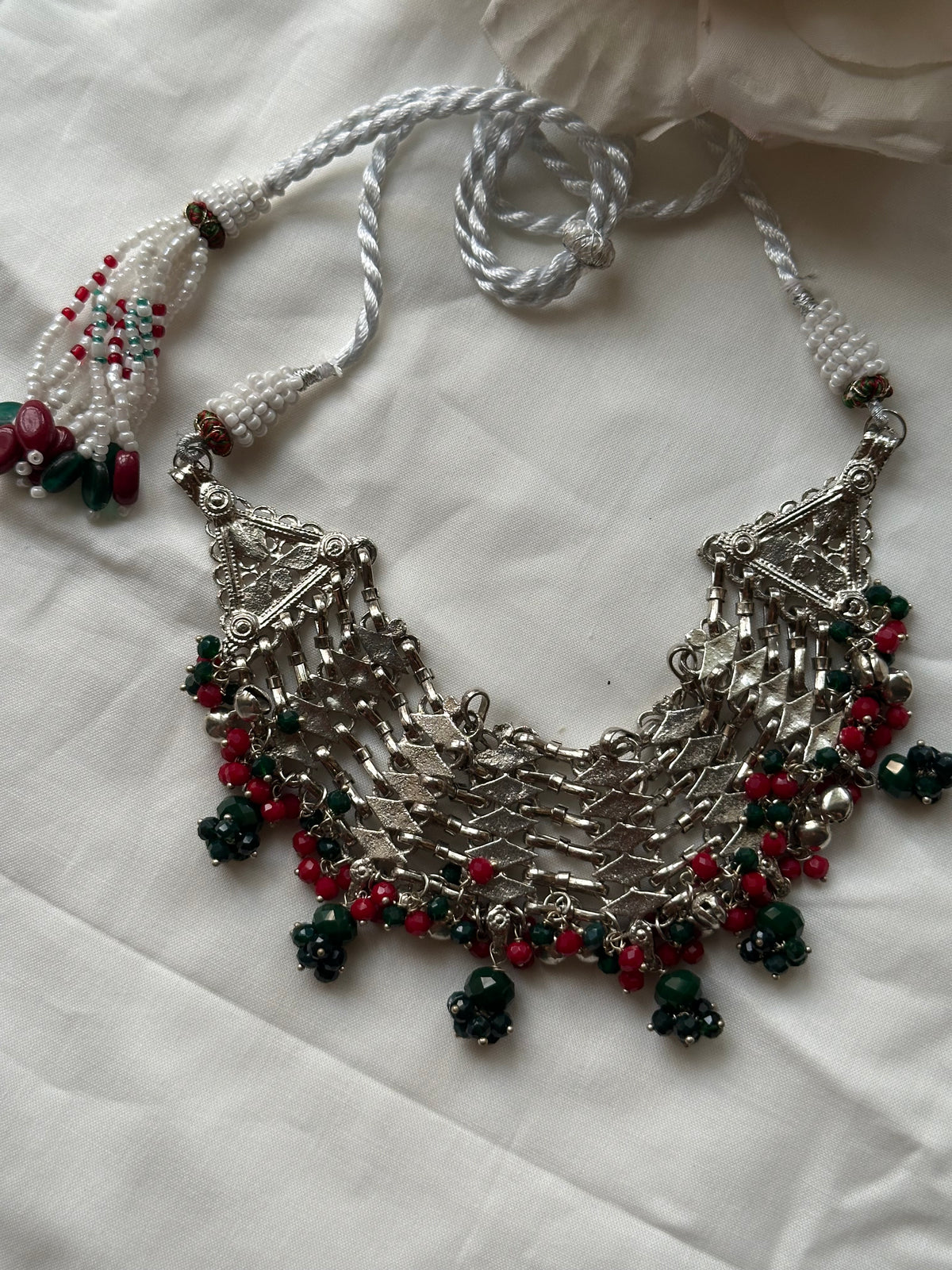 SCARLET IVY VINTAGE SET [INCLUDES CHOKER & BALI]