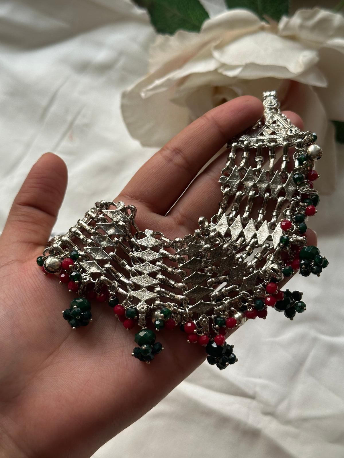 SCARLET IVY VINTAGE SET [INCLUDES CHOKER & BALI]