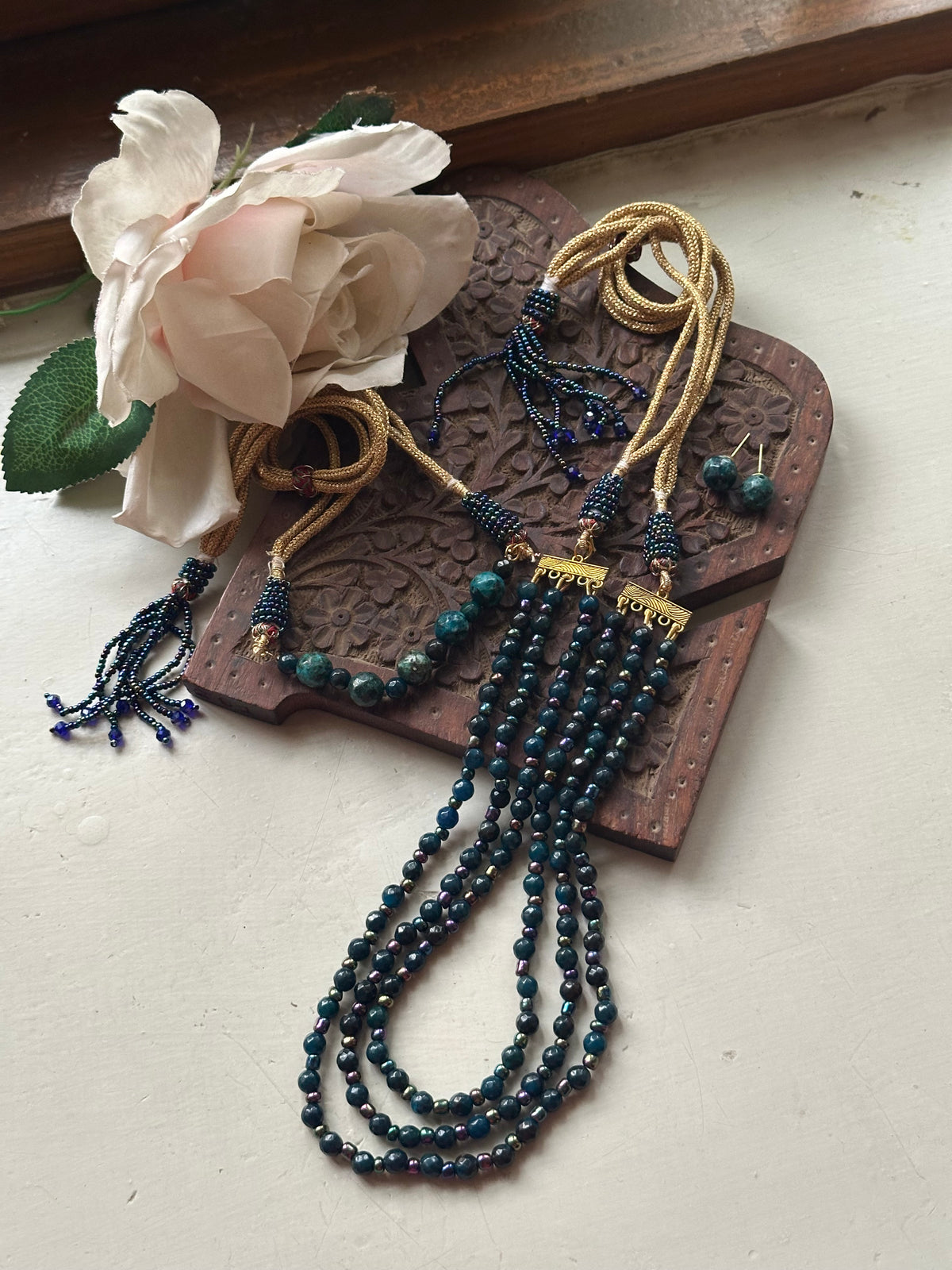 MORPICH SET [INCLUDES MALA, CHOKER WITH EARSTUDS]